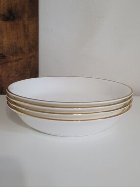 Vintage Wedgwood Saturn White Porcelain Coupe Soup Bowls - Set of 4